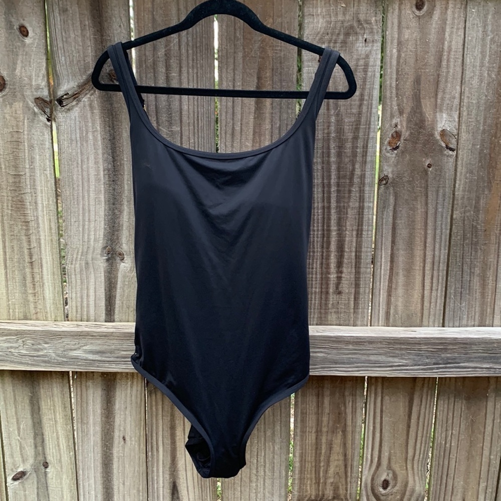 La Blanca one piece swimsuit, tummy control, plus size, size 22W - Picture 3 of 6